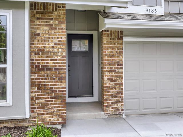 8135 S Syracuse Street, Centennial, CO 80112