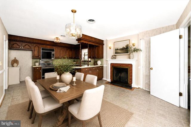 9496 POCONO DR, Frederick, MD 21702