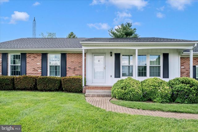9496 POCONO DR, Frederick, MD 21702
