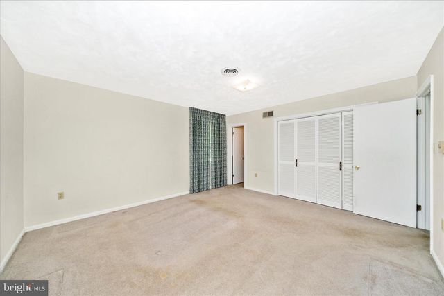 9496 POCONO DR, Frederick, MD 21702