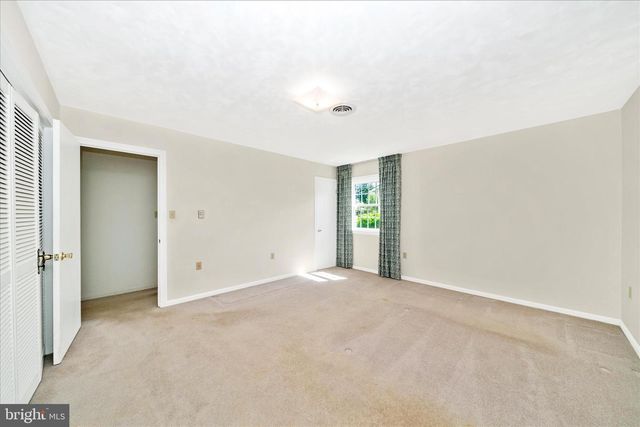 9496 POCONO DR, Frederick, MD 21702