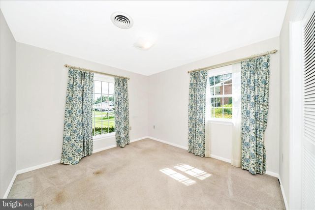 9496 POCONO DR, Frederick, MD 21702