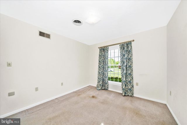 9496 POCONO DR, Frederick, MD 21702