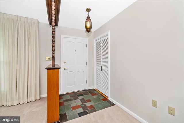 9496 POCONO DR, Frederick, MD 21702