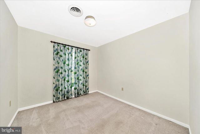 9496 POCONO DR, Frederick, MD 21702