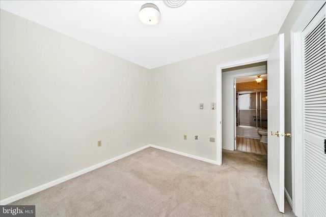 9496 POCONO DR, Frederick, MD 21702