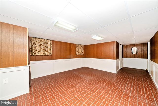 9496 POCONO DR, Frederick, MD 21702
