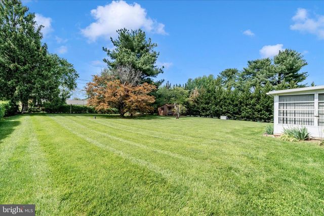 9496 POCONO DR, Frederick, MD 21702