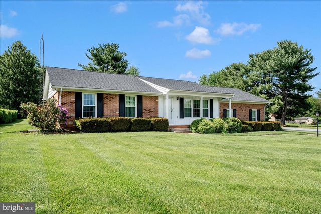 9496 POCONO DR, Frederick, MD 21702