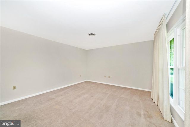 9496 POCONO DR, Frederick, MD 21702