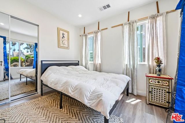 4806 7th Avenue, Los Angeles, CA 90043