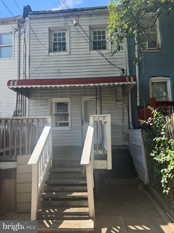1615 N WARWICK AVE, Baltimore, MD 21216