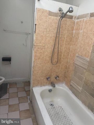 1615 N WARWICK AVE, Baltimore, MD 21216