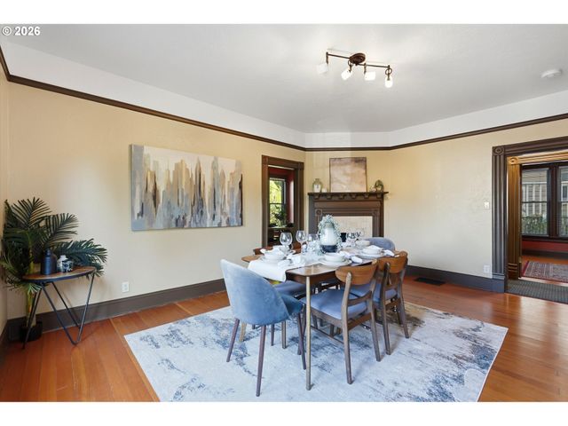 1512 Sw 18TH Ave, Portland, OR 97201