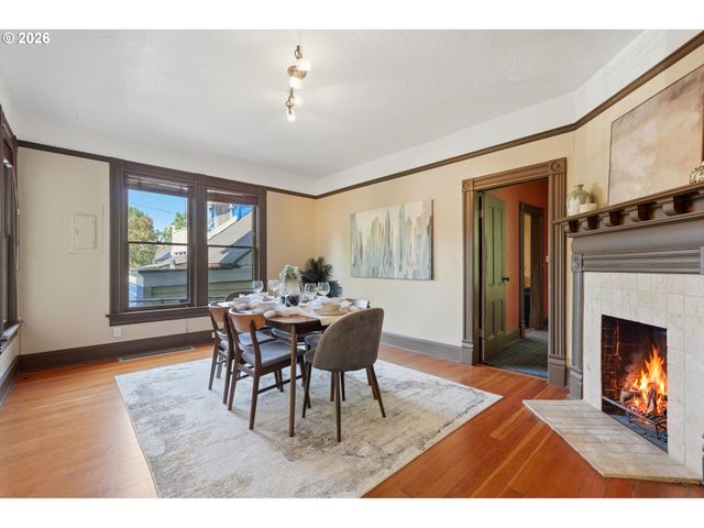 1512 Sw 18TH Ave, Portland, OR 97201