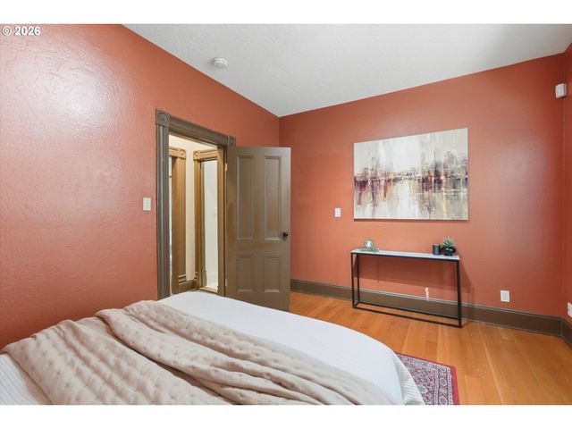 1512 Sw 18TH Ave, Portland, OR 97201