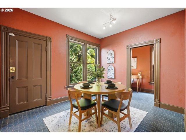 1512 Sw 18TH Ave, Portland, OR 97201