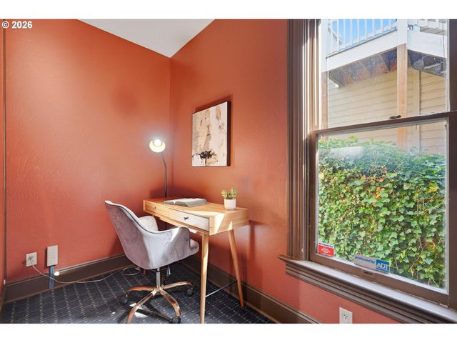 1512 Sw 18TH Ave, Portland, OR 97201