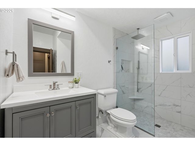 1512 Sw 18TH Ave, Portland, OR 97201