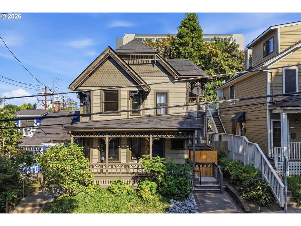 1512 Sw 18TH Ave, Portland, OR 97201