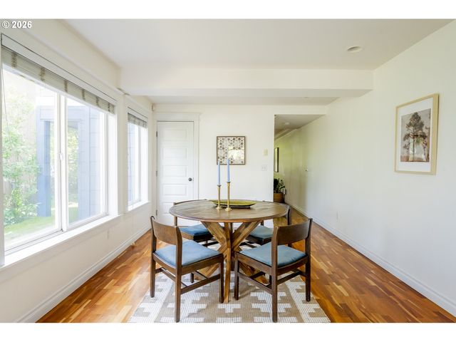 3932 Se 16TH Ave, Portland, OR 97202