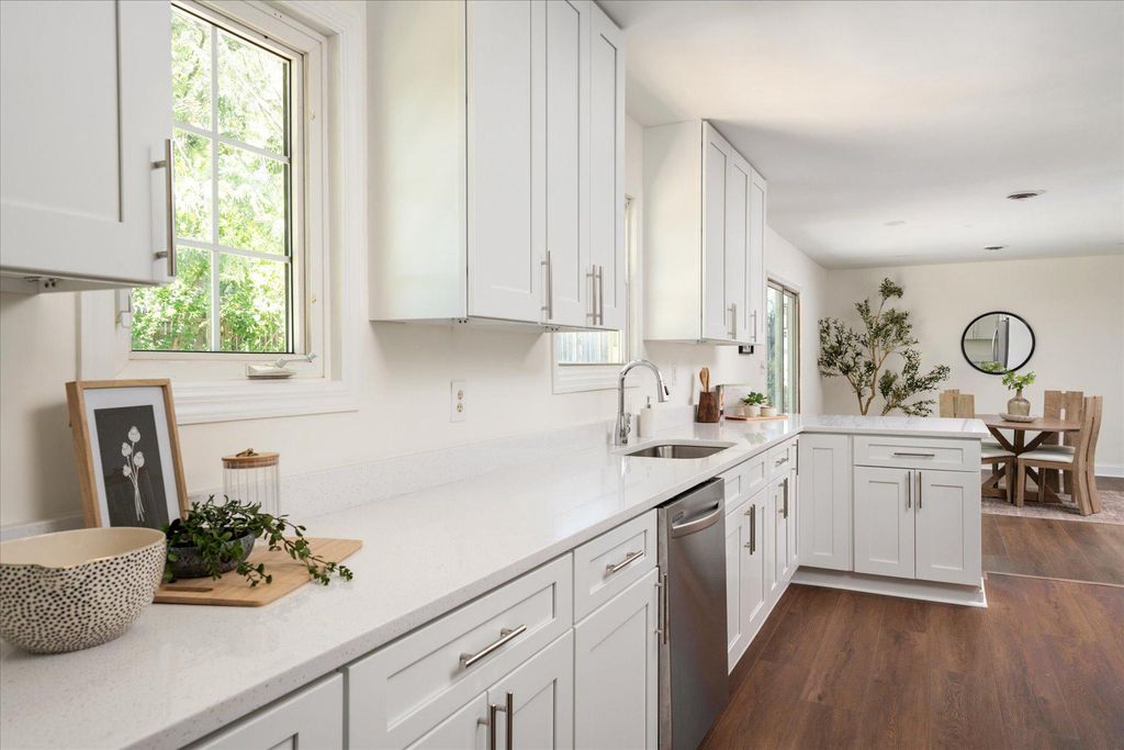 Image 14 of property listing at 621 WINGLEAF CT, Edgewood, MD 21040