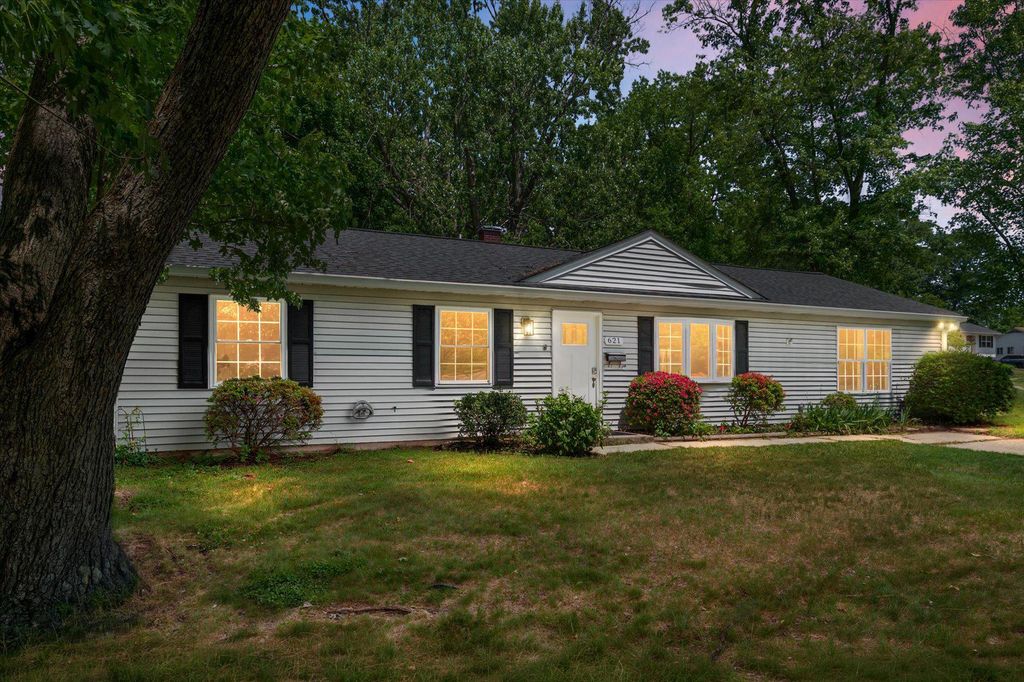 Image 4 of property listing at 621 WINGLEAF CT, Edgewood, MD 21040