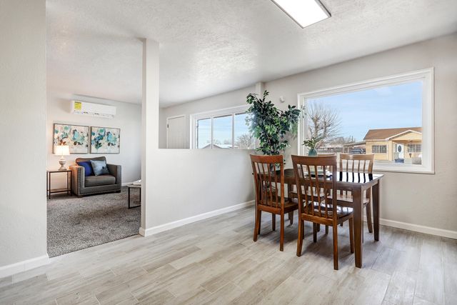 8008 San Joaquin Avenue SE, Albuquerque, NM 87108