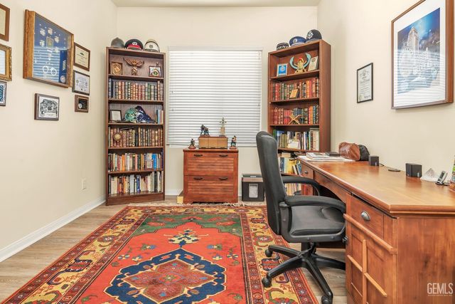 6605 Montagna Drive, Bakersfield, CA 93306