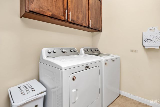 6605 Montagna Drive, Bakersfield, CA 93306