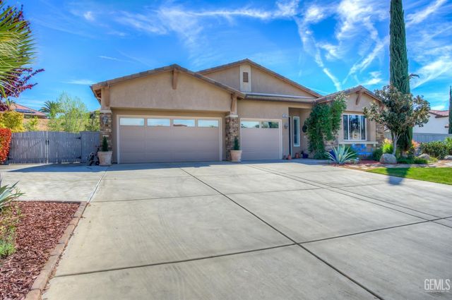 6605 Montagna Drive, Bakersfield, CA 93306