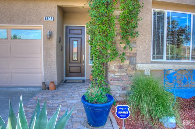 6605 Montagna Drive, Bakersfield, CA 93306