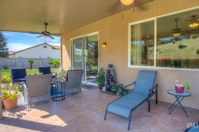 6605 Montagna Drive, Bakersfield, CA 93306