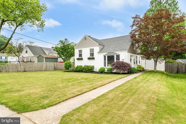 808 SCOTIA ROAD, Philadelphia, PA 19128
