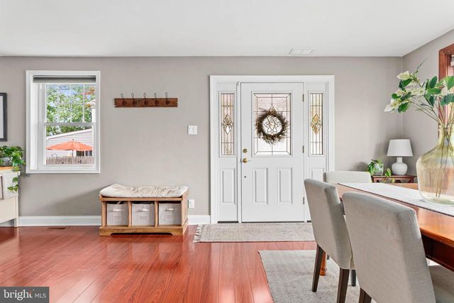 808 SCOTIA ROAD, Philadelphia, PA 19128