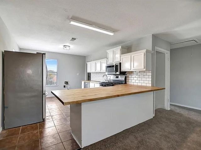 5313 Perry Avenue, Galveston, TX 77551