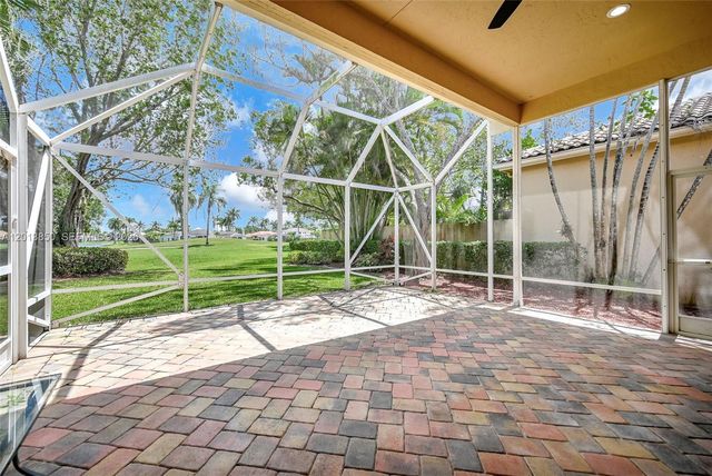 2468 Bay Isle Court, Weston, FL 33327