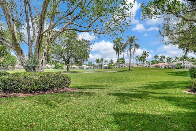 2468 Bay Isle Court, Weston, FL 33327