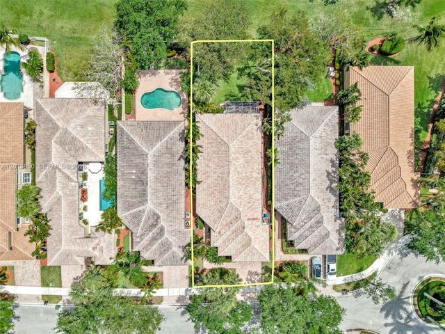 2468 Bay Isle Court, Weston, FL 33327