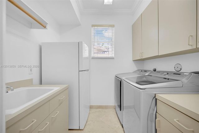 2468 Bay Isle Court, Weston, FL 33327