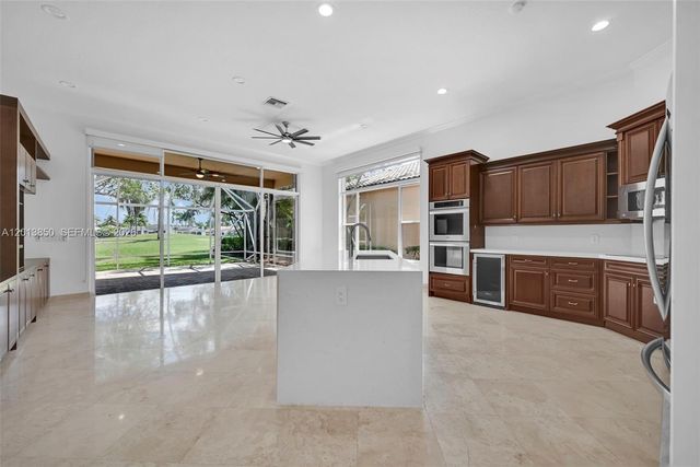2468 Bay Isle Court, Weston, FL 33327