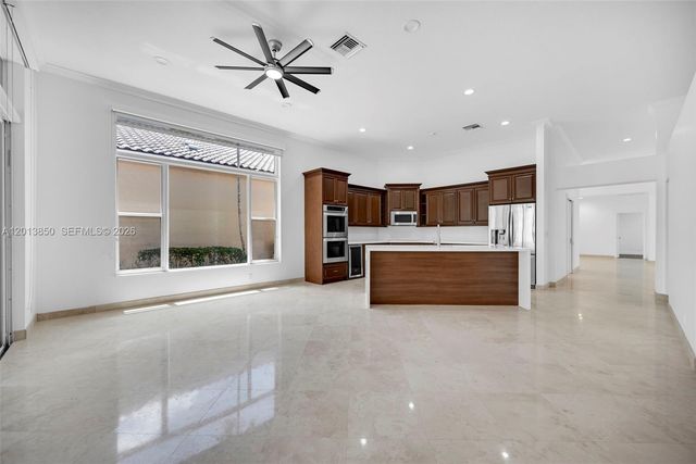 2468 Bay Isle Court, Weston, FL 33327