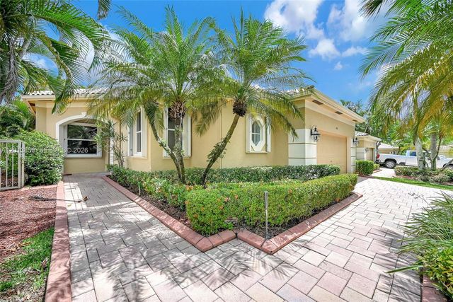 2468 Bay Isle Court, Weston, FL 33327