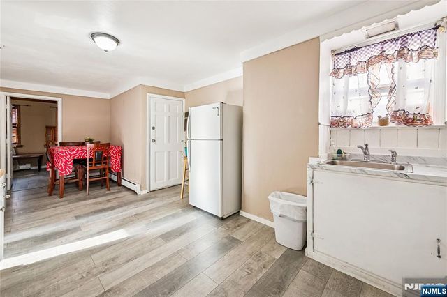 105 E 22nd Street, Paterson, NJ 07514