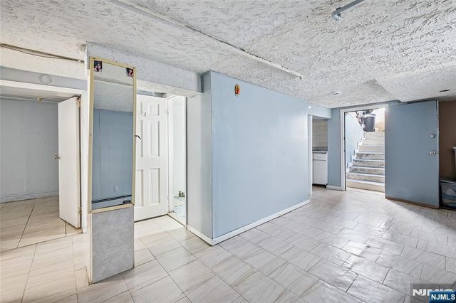 105 E 22nd Street, Paterson, NJ 07514