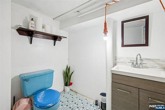 105 E 22nd Street, Paterson, NJ 07514