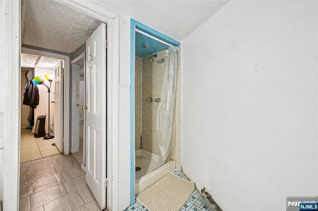 105 E 22nd Street, Paterson, NJ 07514