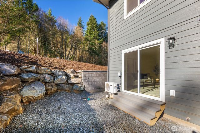 1032 1 Guard Street, Friday Harbor, WA 98250