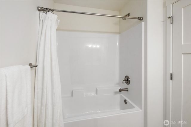 1032 1 Guard Street, Friday Harbor, WA 98250