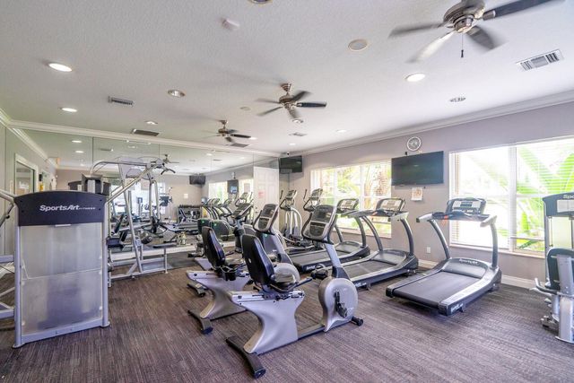 5463 Queenship Court, Greenacres, FL 33463